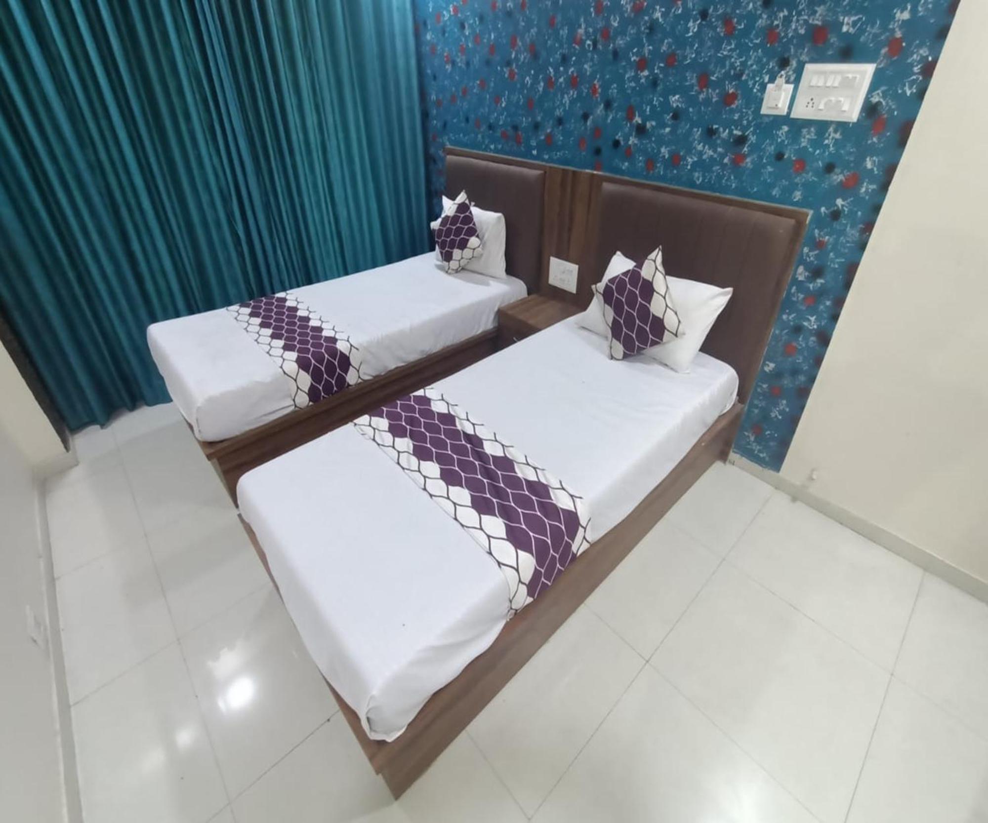Hotel Om Sai Navi Mumbai Dış mekan fotoğraf